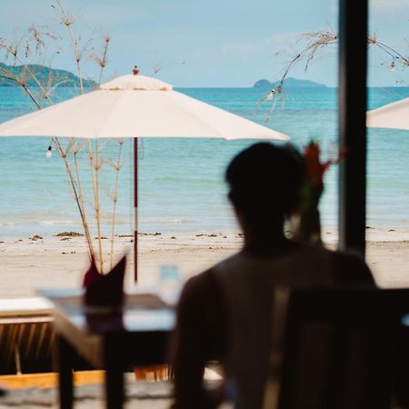 Ursula Beach Resort เอลนิโด ภายนอก รูปภาพ