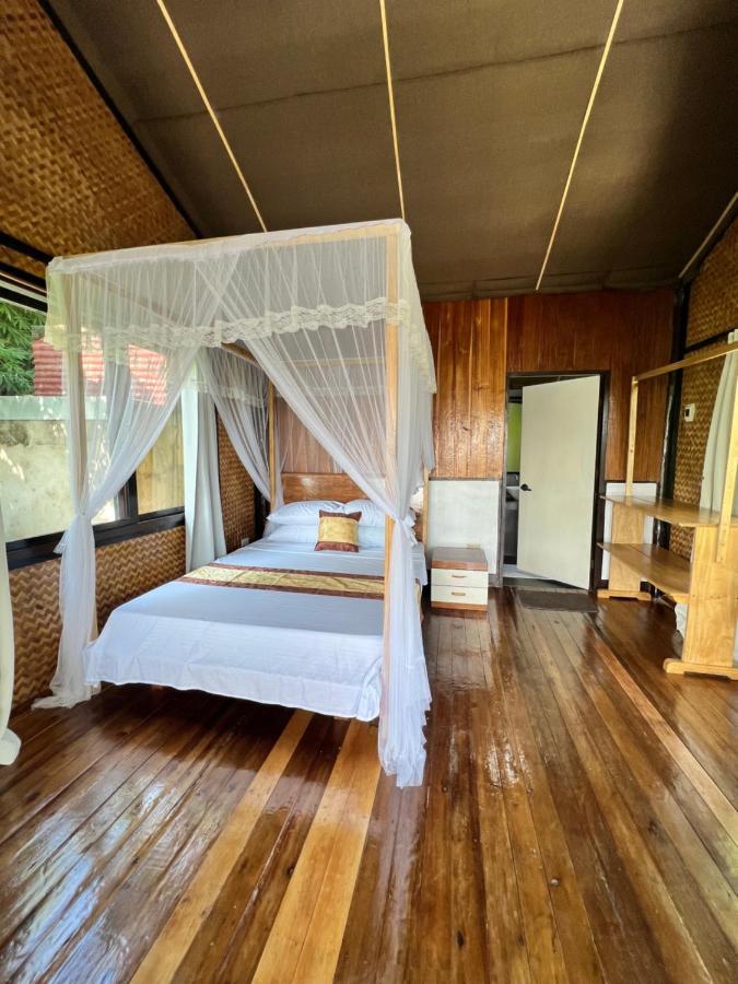 Ursula Beach Resort เอลนิโด ภายนอก รูปภาพ