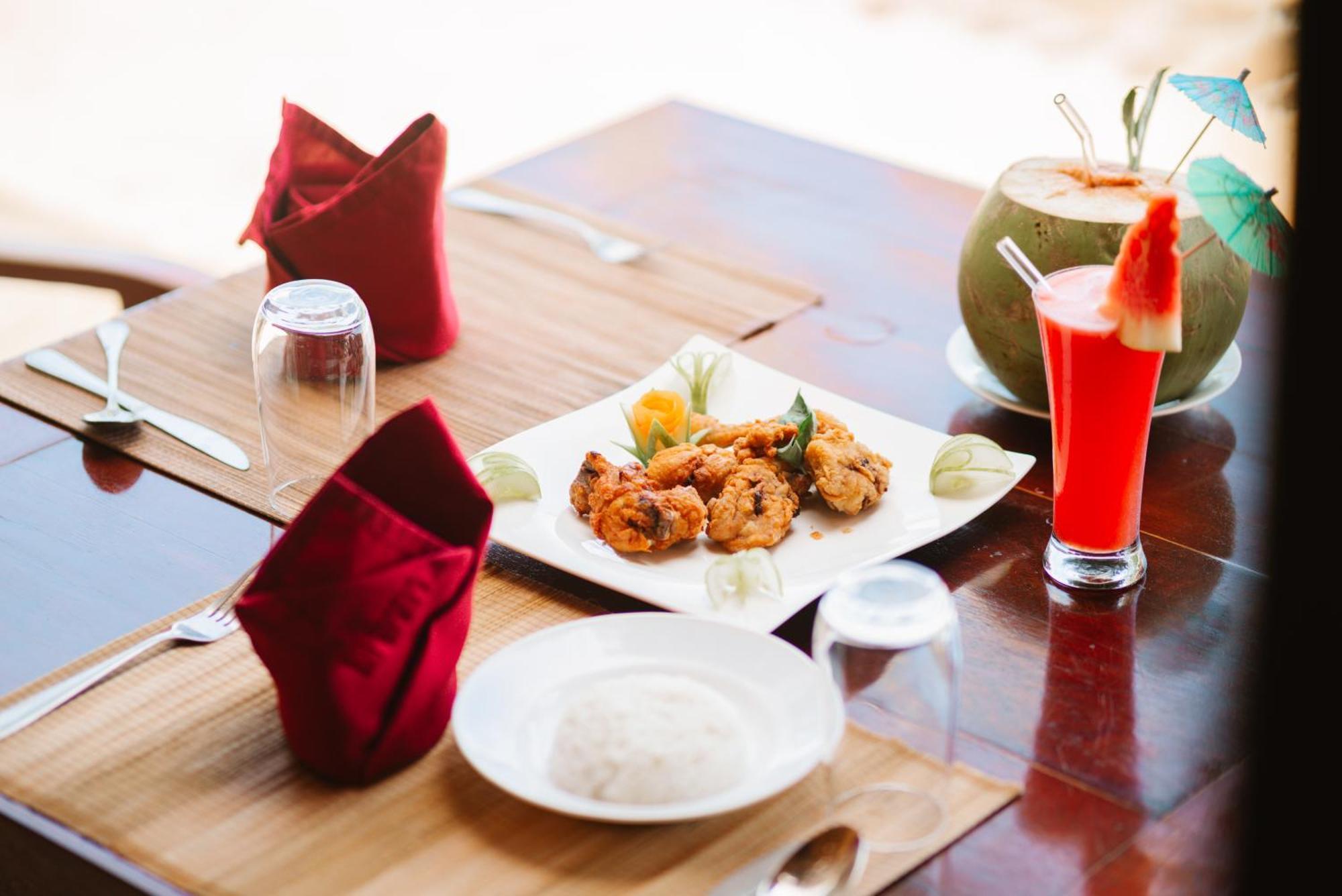 Ursula Beach Resort เอลนิโด ภายนอก รูปภาพ